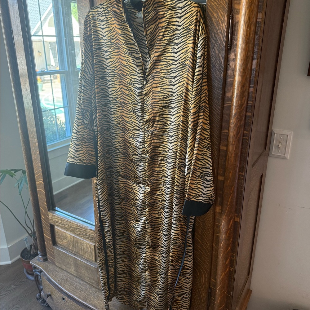 Tiger Print Long Robe